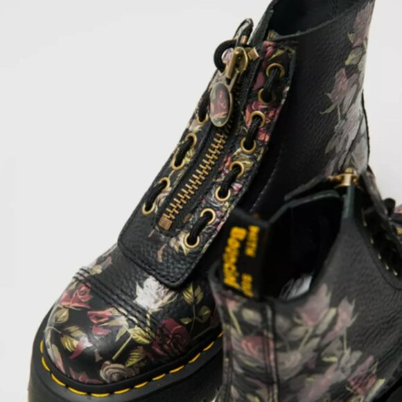 DR. MARTENS SINCLAIR DECAYED ROSES LEATHER PLATFORM BOOTS MSRP$280 Most Beloved - Picture 8 of 16